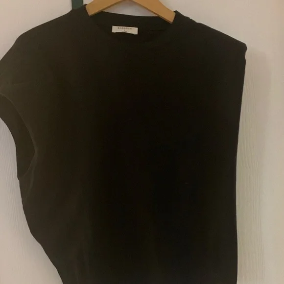 Babaton Black Sleeveless Top - Picture 1 of 2